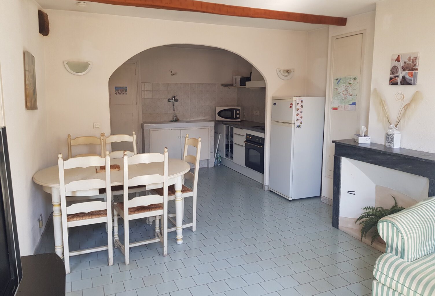 Draguignan centre bel F2/3 bon état lumineux calme 94340EUR cr — photo 1