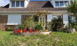 Maison 6 Pièces 136 m² à vendre à Le Mesnil-Saint-Denis (78320)