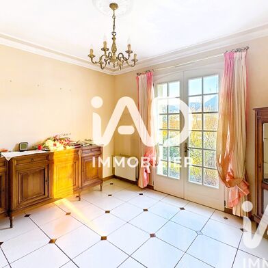 Maison 7 pièces 348000 €