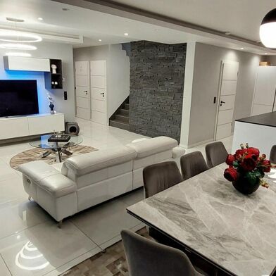 Maison 5 pièces 588000 €