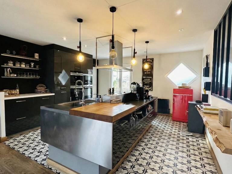 maison de plain-pied sur une parcelle de 1 756 m². — photo 1