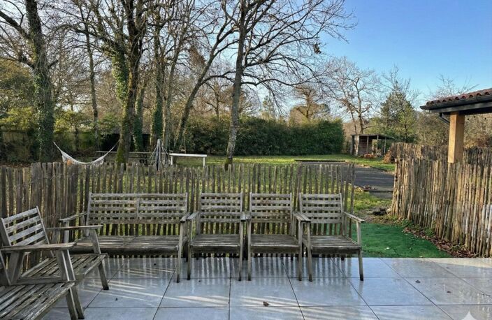 maison de plain-pied sur une parcelle de 1 756 m². — photo 5