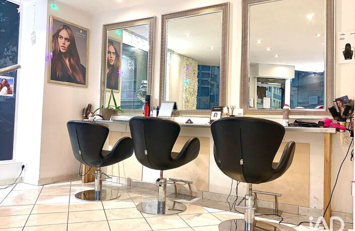 Vente Boutique/Local commercial 50 m&sup2; — photo 3