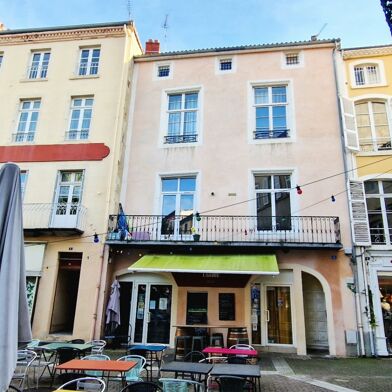 Appartement 5 pièces 174000 €