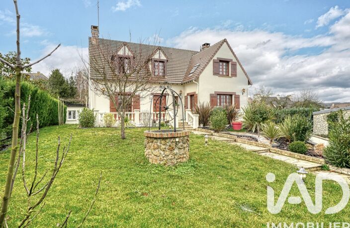 Vente Maison/villa 9 pièces — photo 2