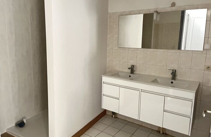 Maison de ville de 5 pièces principales — photo 5