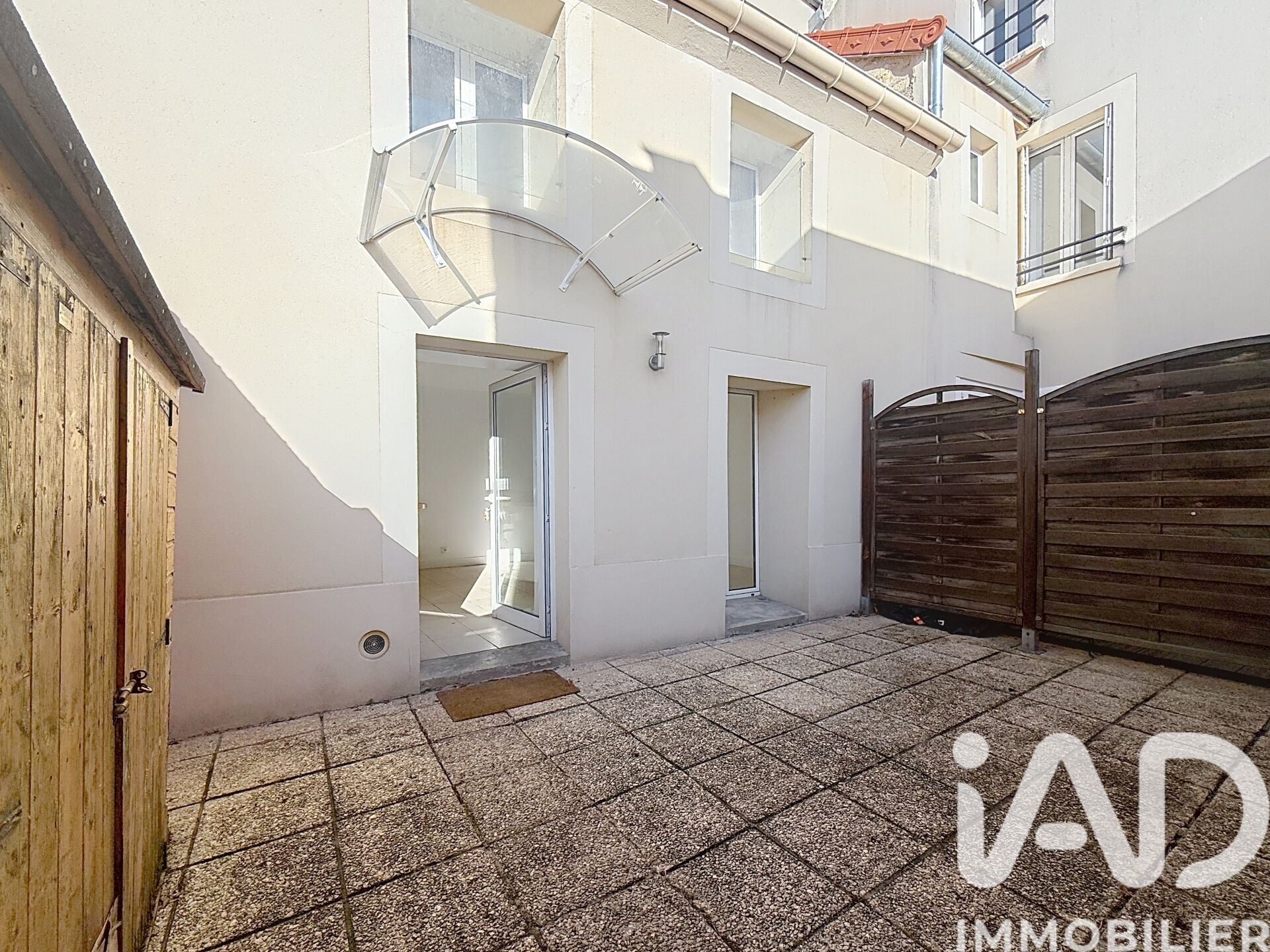 Vente Appartement 2 pièces - Photo 2