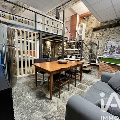 Immeuble  251000 €