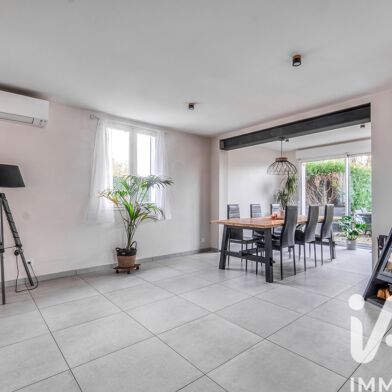 Maison 5 pièces 349000 €