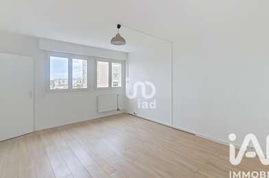 Appartement 3 pièces 117900 €