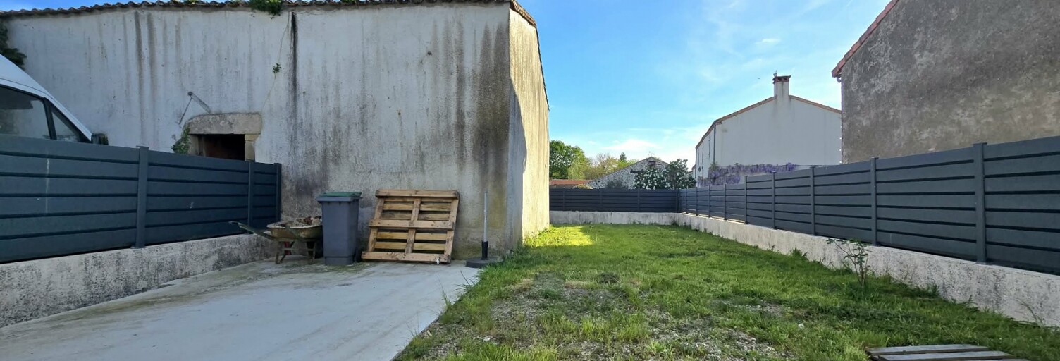 Maison 5 Pièces 102 m² à vendre à Les Brouzils (85260)