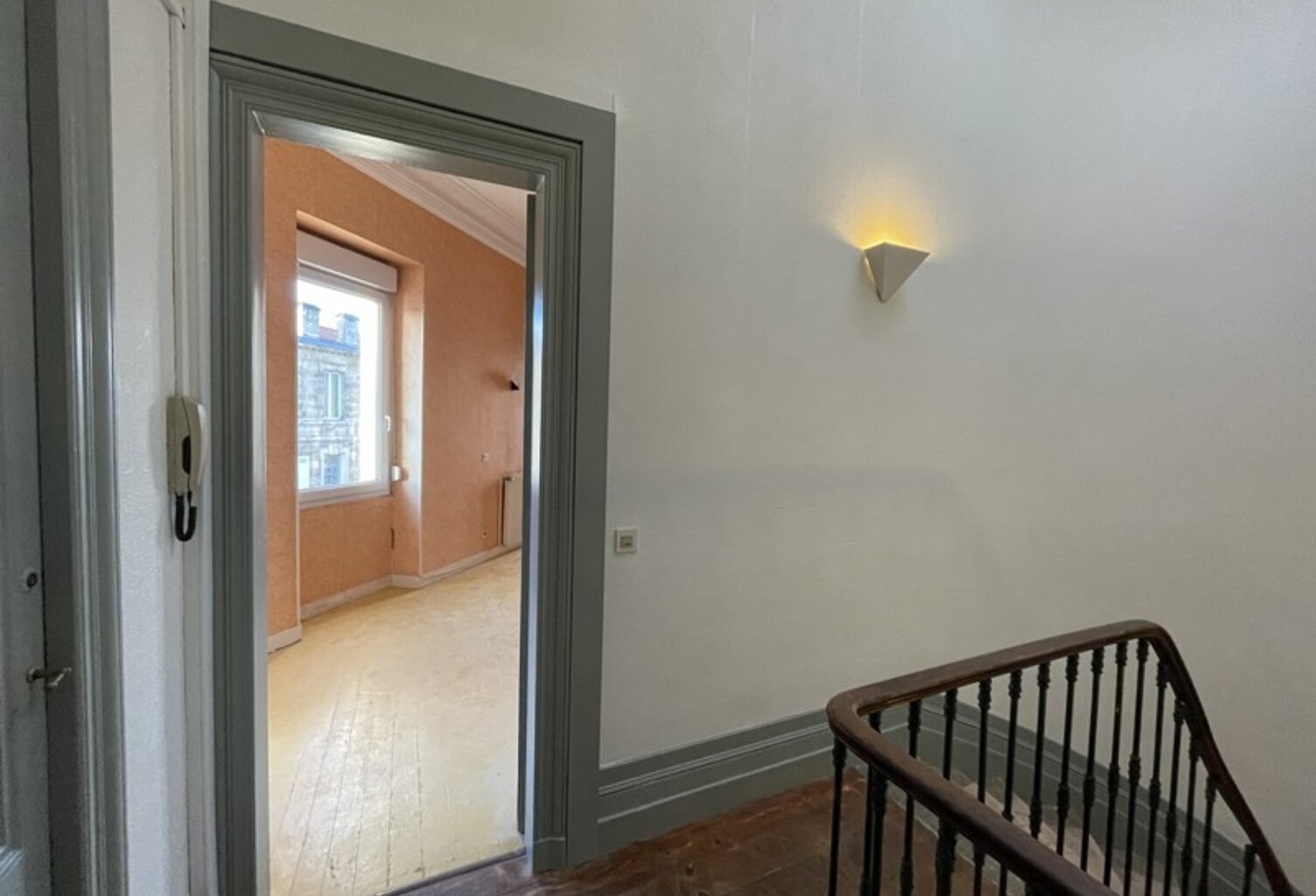 Studio de 1 pièces principales — photo 1