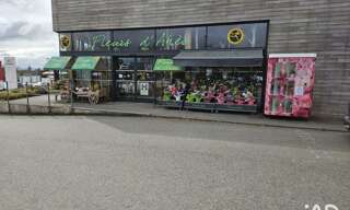 Commerce  172 m² à vendre à Carhaix-Plouguer (29270)