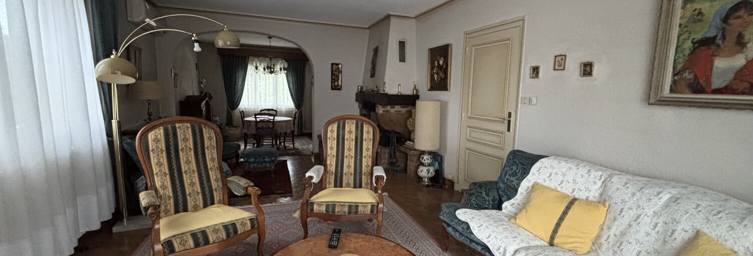 Maison 8 Pièces 200 m² à vendre à Francheleins (01090)