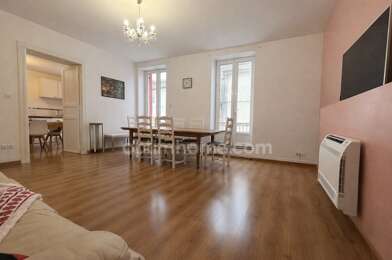Maison 10 pièces 305000 €