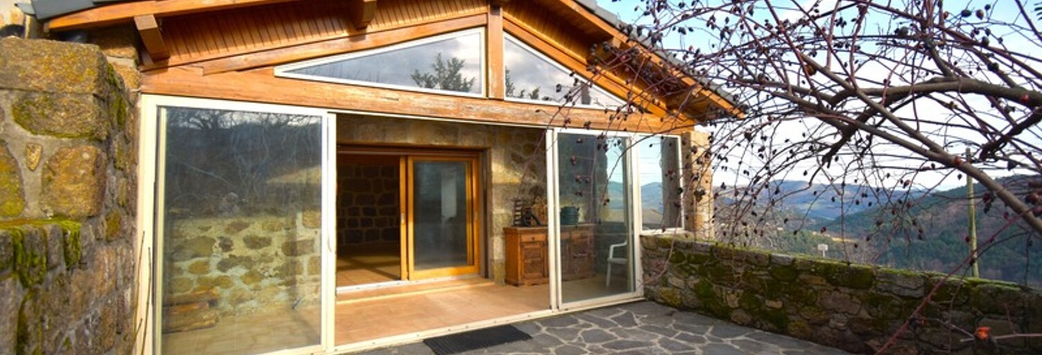 Maison 10 Pièces 251 m² à vendre à Saint-Agrève (07320)