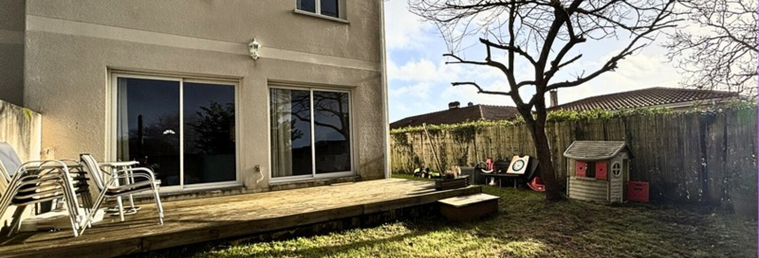Maison 4 Pièces 102 m² à vendre à Prignac-et-Marcamps (33710)
