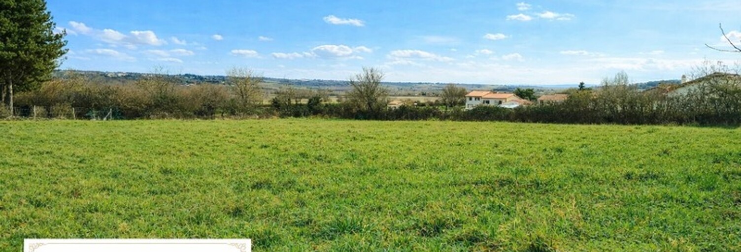 Terrain  2444 m² à vendre à Saint-Martin-de-Saint-Maixent (79400)