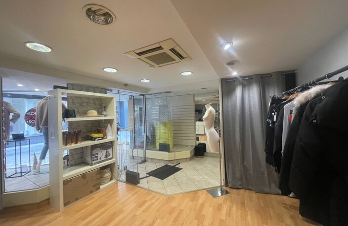 Local/bureau à vendre TARBES (65) — photo 2