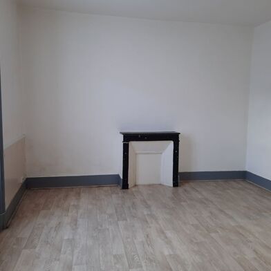 Appartement 1 pièces 340 €