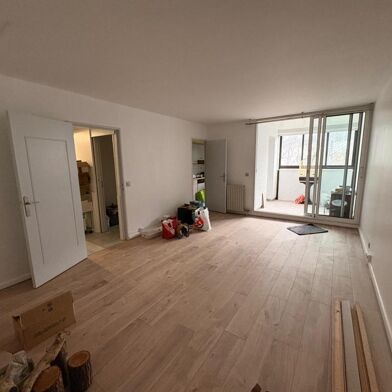 Appartement 5 pièces 1500 €