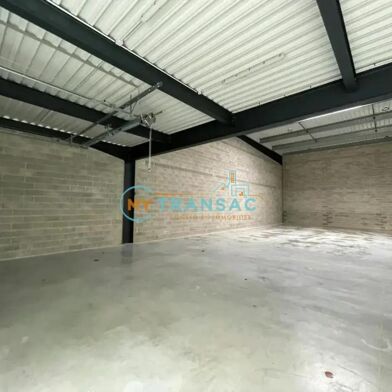 Local industriel  3969 €