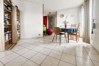 Appartement 4 pièces 219000 €
