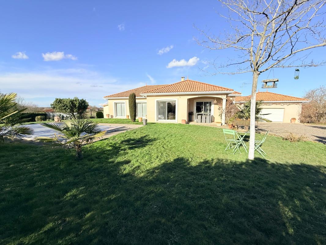 Villa / Maison  T5 à vendre Saint-Loubouer 40320