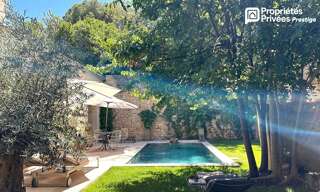 Maison 11 Pièces 330 m² à vendre à Uzès (30700)