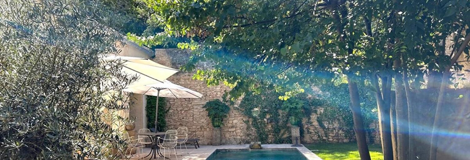 Maison 11 Pièces 330 m² à vendre à Uzès (30700)