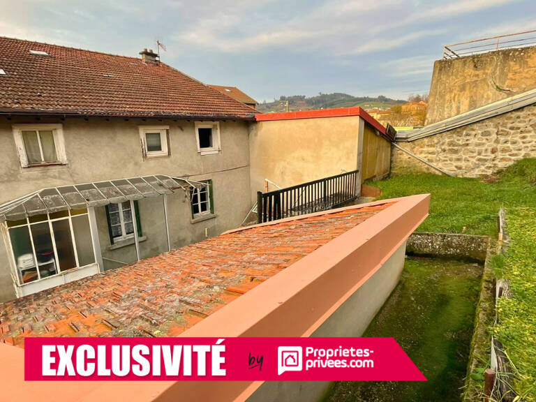 MAISON FAMILIALE AVEC DEPENDANCES — photo 1