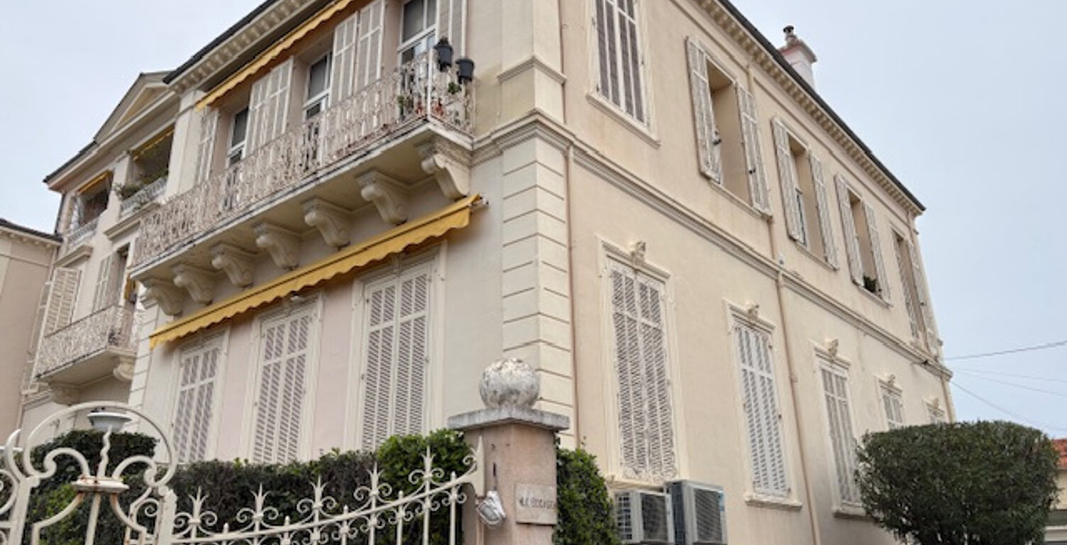 CANNES Appartement 2 pièces ( 40 m2 ) — photo 1