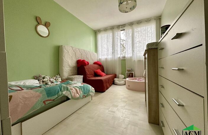 Vente appartement 4 pièces 79 m² Méry-sur-Oise (95540) — photo 5