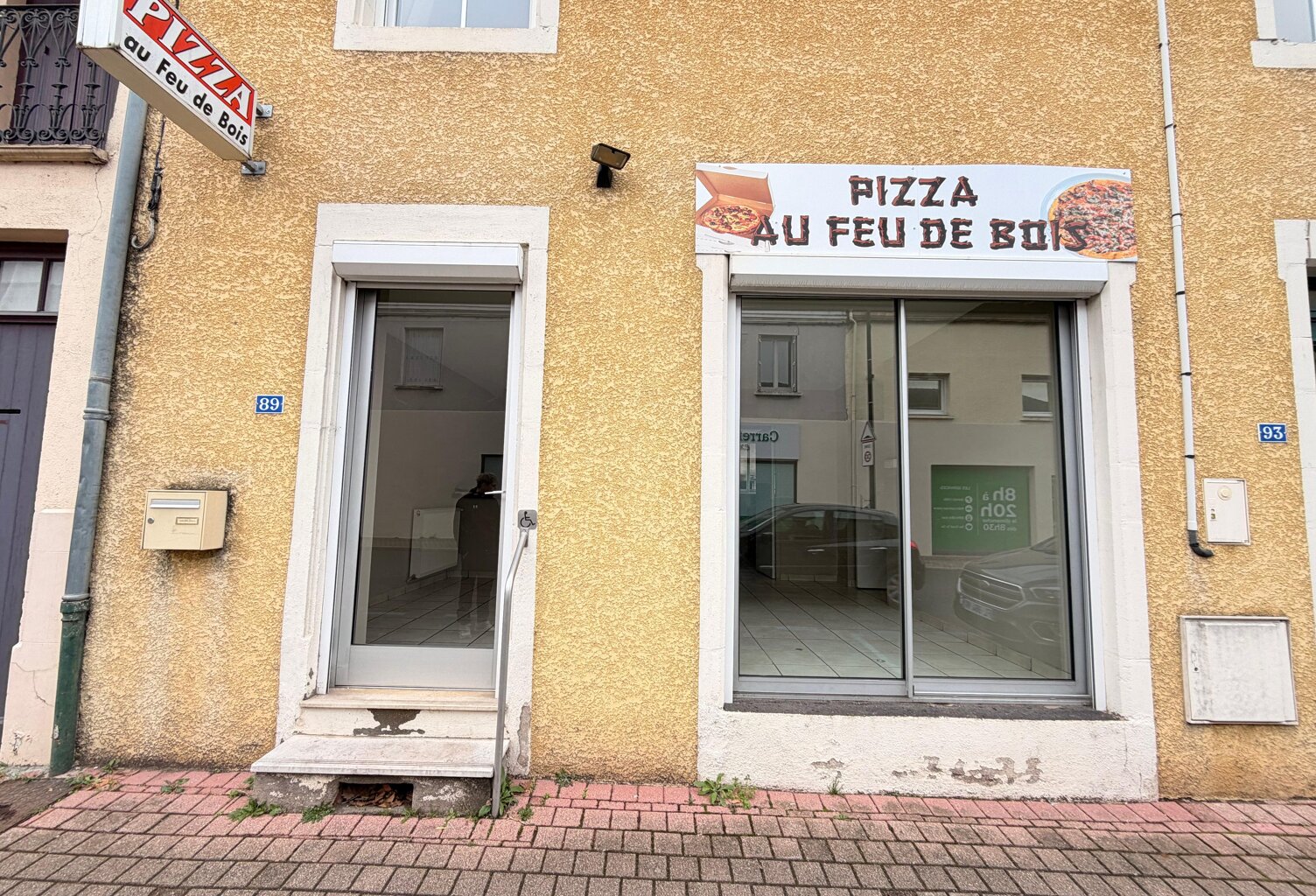 Location commerce   à Roanne (42300) — photo 1