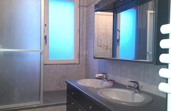 APPARTEMENT NEUILLY-SUR-MARNE — photo 5