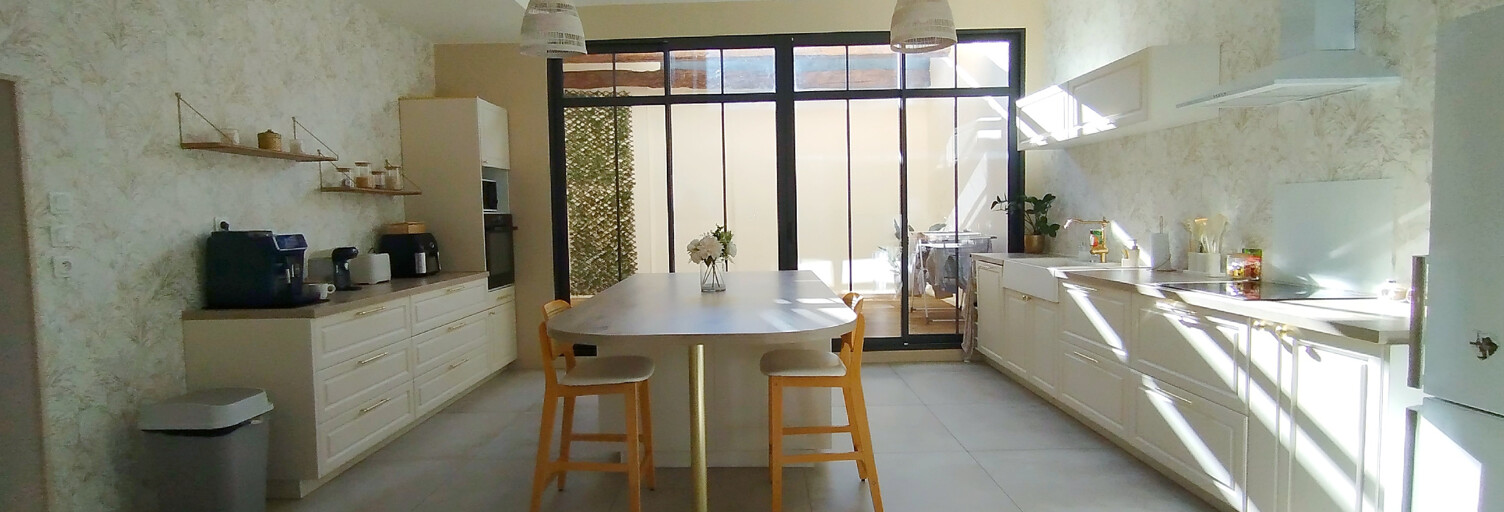 Maison 5 Pièces 208 m² à vendre à Pinet (34850)