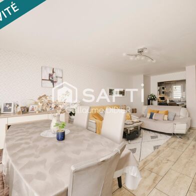 Appartement 5 pièces 219900 €