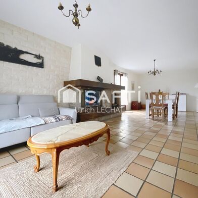 Maison 7 pièces 493500 €