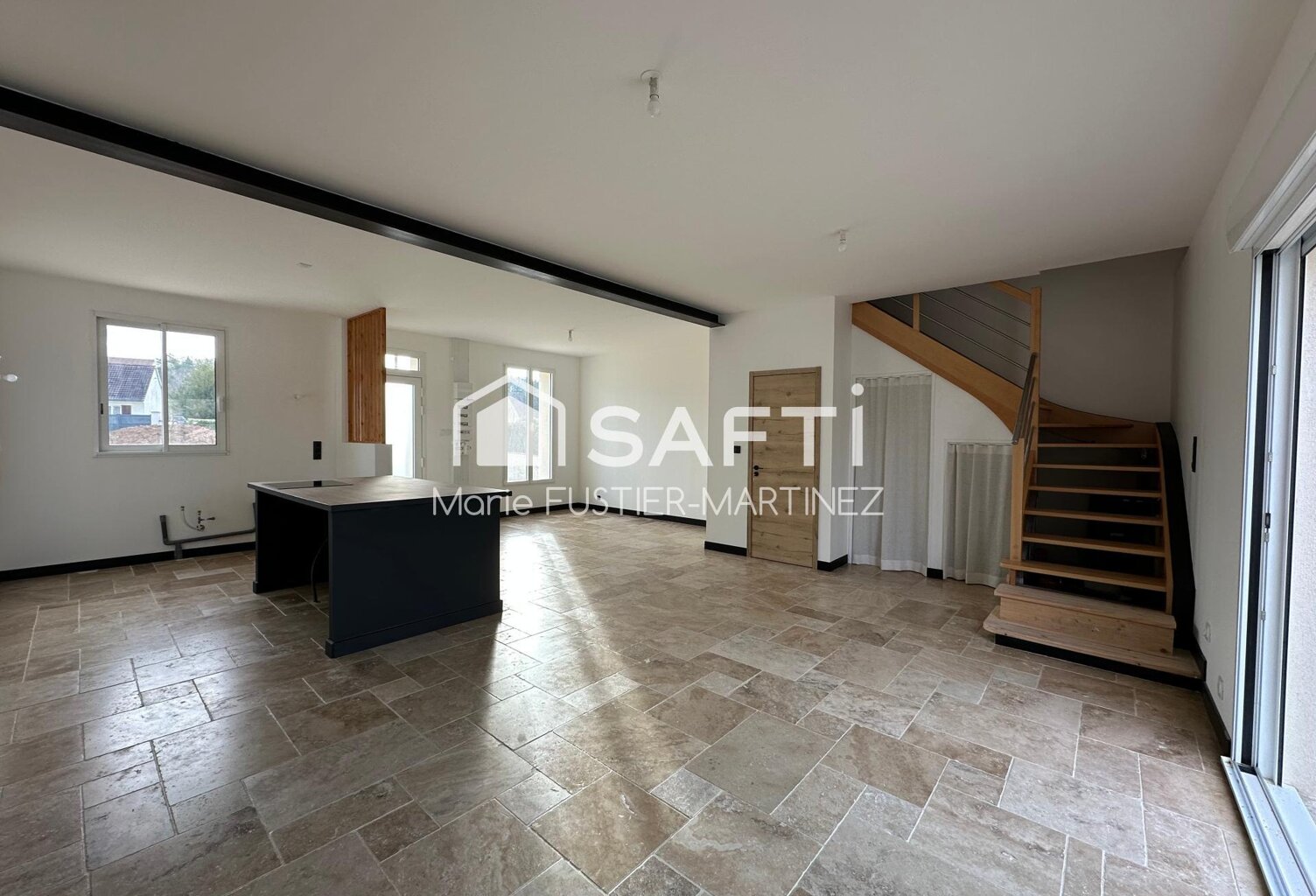 Maison traditionnelle de 115 m² entièrement rénovée à Moret-Loing-et-Orvanne (77250) — photo 1
