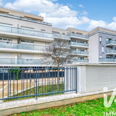 Appartement 4 pièces 310000 €