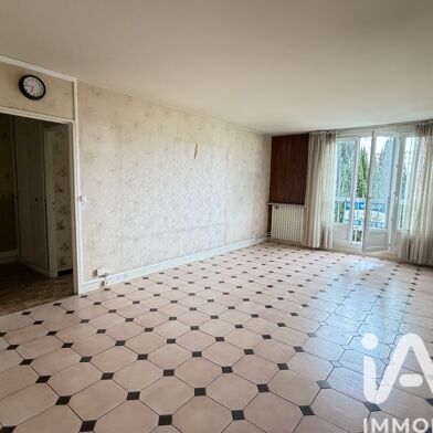 Appartement 4 pièces 180000 €