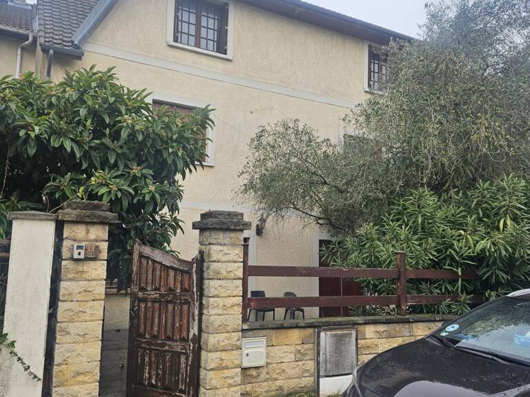 Vente Maison/villa 10 pièces — photo 1