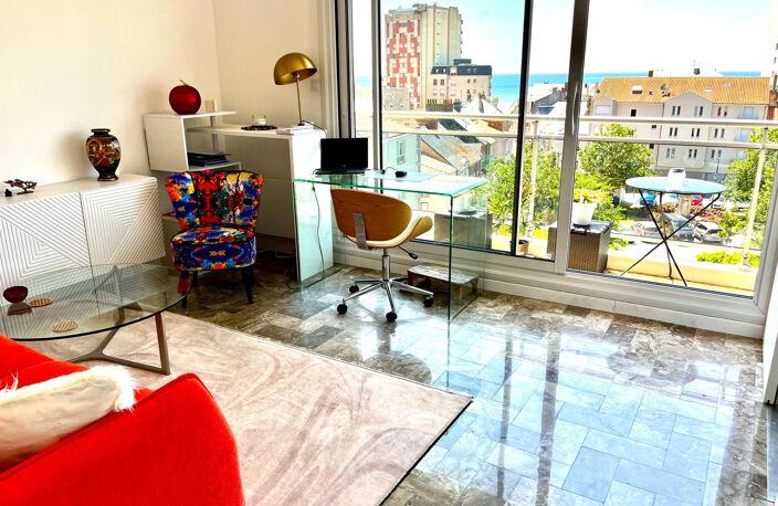 APPARTEMENT A VENDRE - VUE OCEAN - LES SABLES D'OLONNE — photo 2