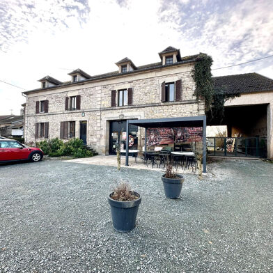 Maison 15 pièces 341000 €