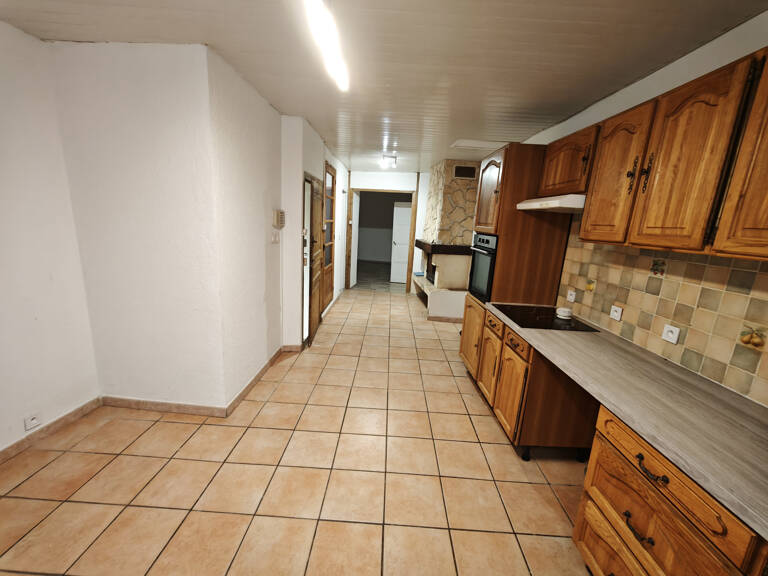 Maison de Village de type 3 avec cave. — photo 1