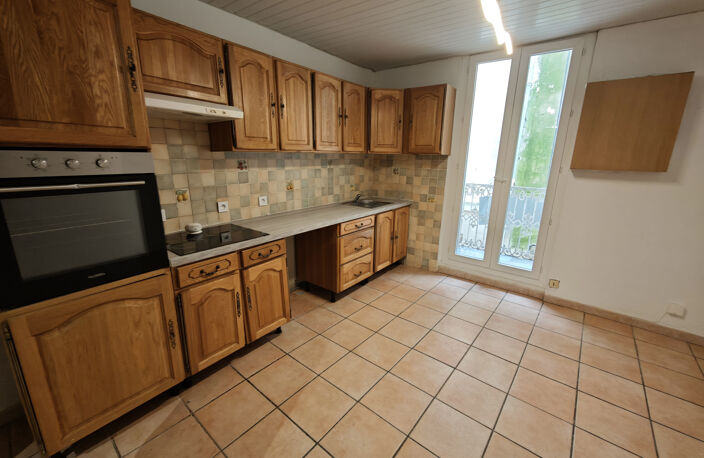 Maison de Village de type 3 avec cave. — photo 2