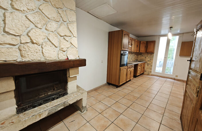 Maison de Village de type 3 avec cave. — photo 3