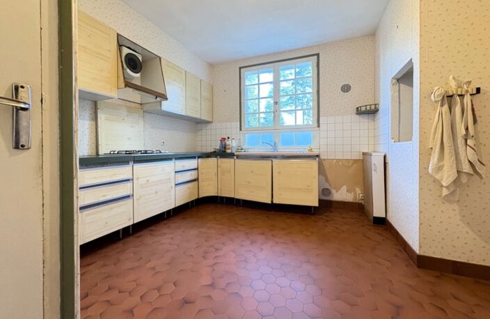 Saint-Avertin – 5 chambres, grand jardin, secteur recherché — photo 4