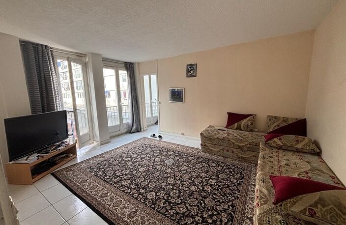 Appartement à vendre 2 pièces CHOISY LE ROI (94) au pied du RER C et commerces — photo 2