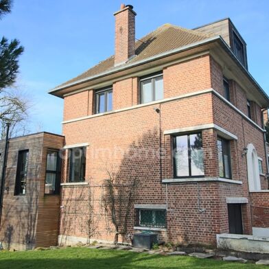 Maison 8 pièces 840000 €